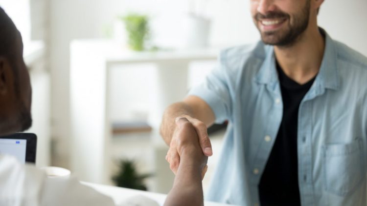 Está com dificuldades de conseguir um empréstimo? Conheça opção que é muito mais ACESSÍVEL
