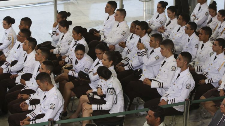 escolas civico-militares