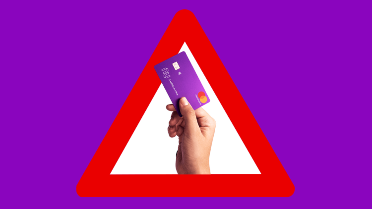 Nubank bloqueia conta e Justiça rejeita pedido de cliente