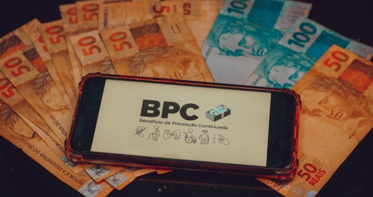 É aposentado do BPC? Faça isso para NÃO PERDER seu benefício