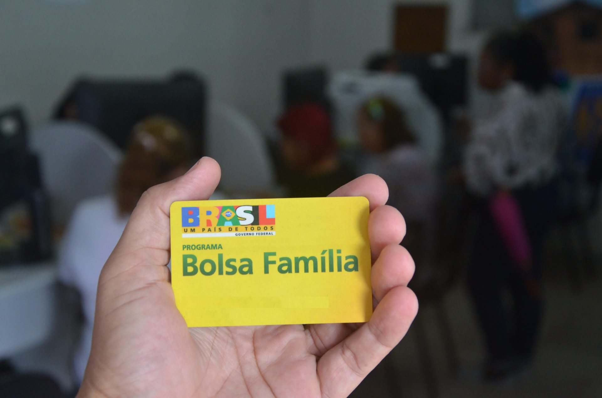 Caixa emite COMUNICADO para os beneficiários do Bolsa Família de NIS final 3, 4, 5 e 6