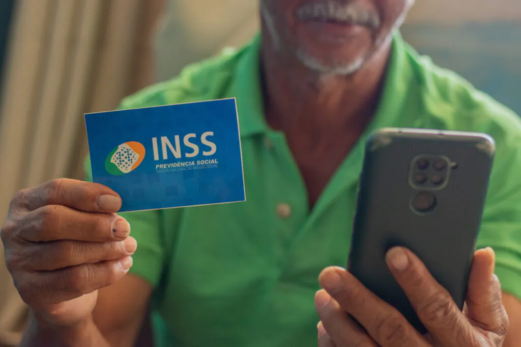 ATRASADOS do INSS tem pagamento confirmado para 100 mil aposentados; veja os critérios
