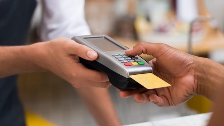 Banco anuncia AUMENTO DE LIMITE do cartão e clientes FESTEJAM