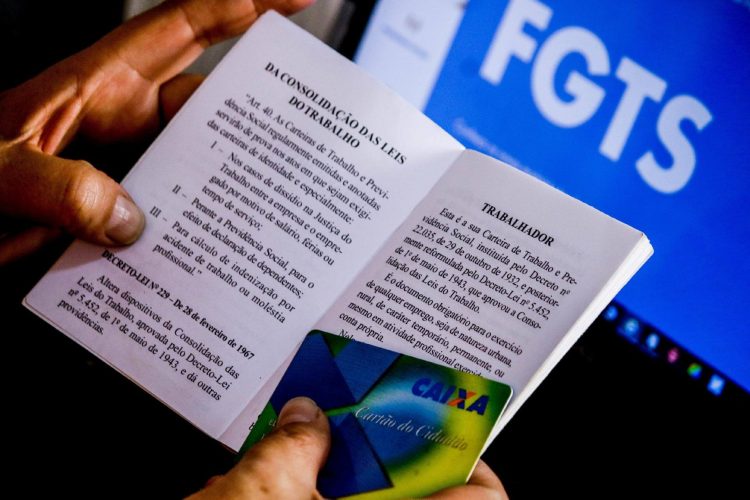 Fique atento a esta grande DESVANTAGEM do saque-aniversário do FGTS
