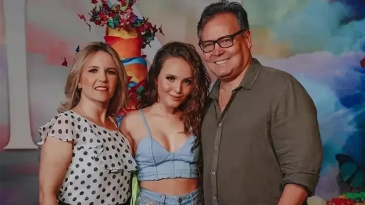 Larissa Manoela faz alerta sobre GOLPE do pix envolvendo seu nome; confira detalhes