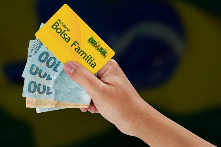 Bolsa Família de Agosto: Confira como consultar se o seu benefício foi APROVADO