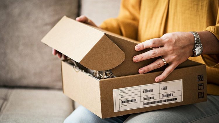 Quando começa a cobrança de taxa nas compras internacionais?