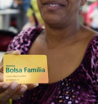 Bolsa família tem aumento do valor pago em setembro; veja quem tem direito