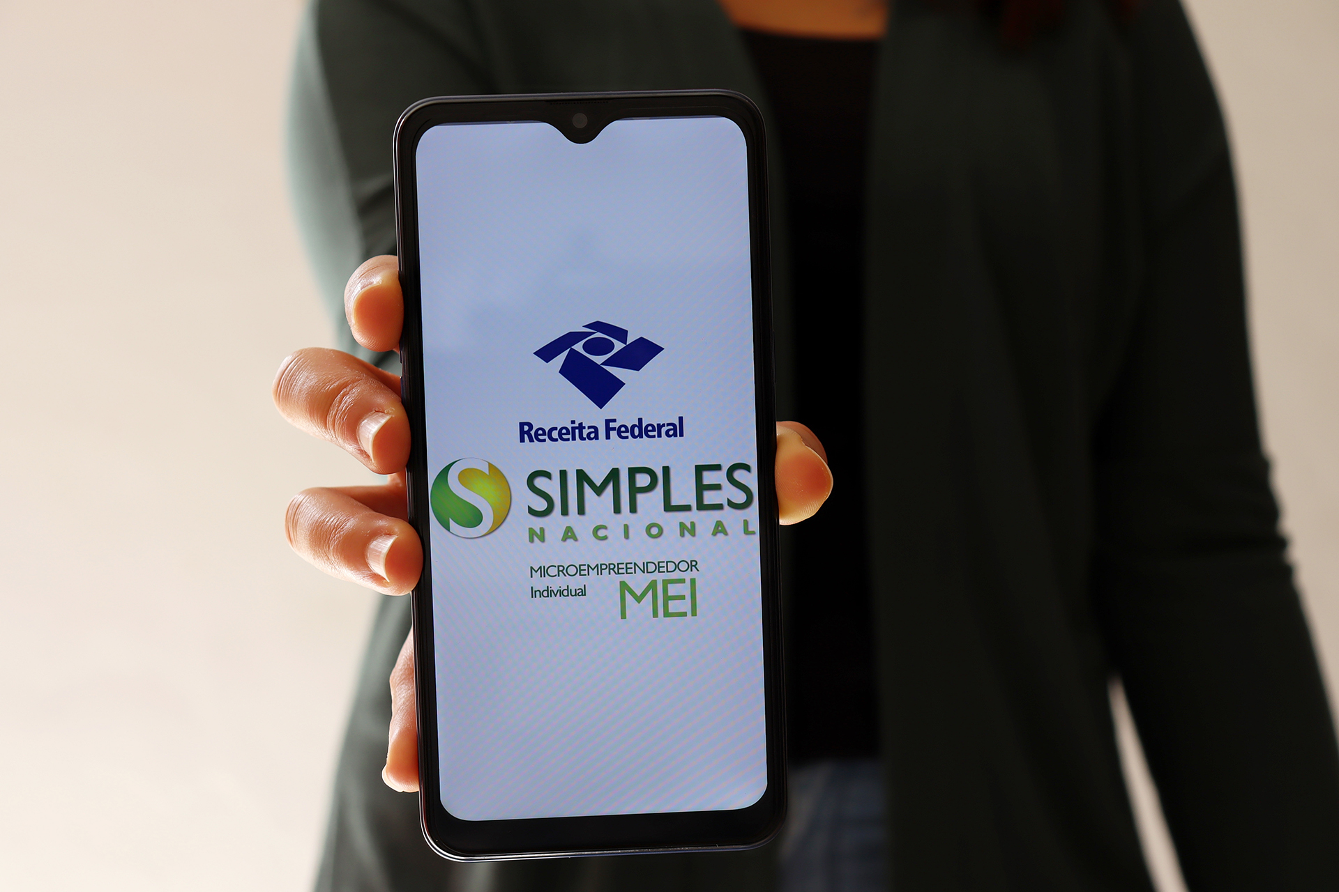 MEI ou Simples Nacional? Entenda por onde emitir sua nota fiscal