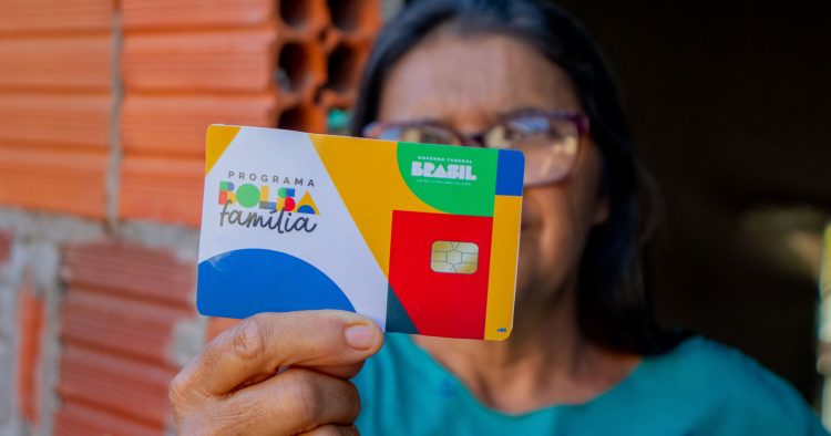 FIM do Bolsa Família? Lula faz pronunciamento PREOCUPANTE sobre o projeto