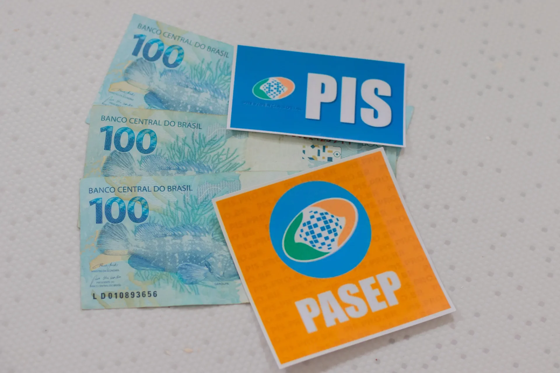 PIS 2022 será pago no CALENDÁRIO PIS PASEP 2023? Veja regras do