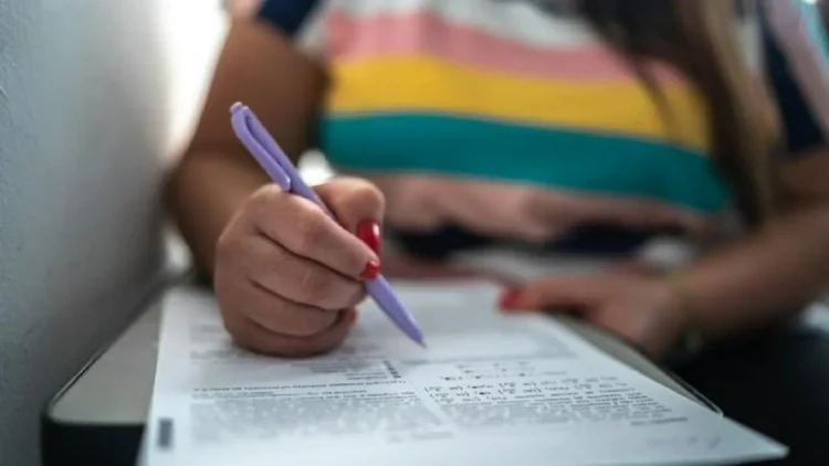 Concursos públicos tem mais de 500 vagas disponíveis após AUTORIZAÇÃO do governo