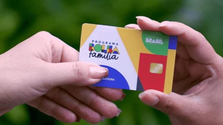 Governo aprova cortes no Bolsa Família afetando milhões de beneficiários