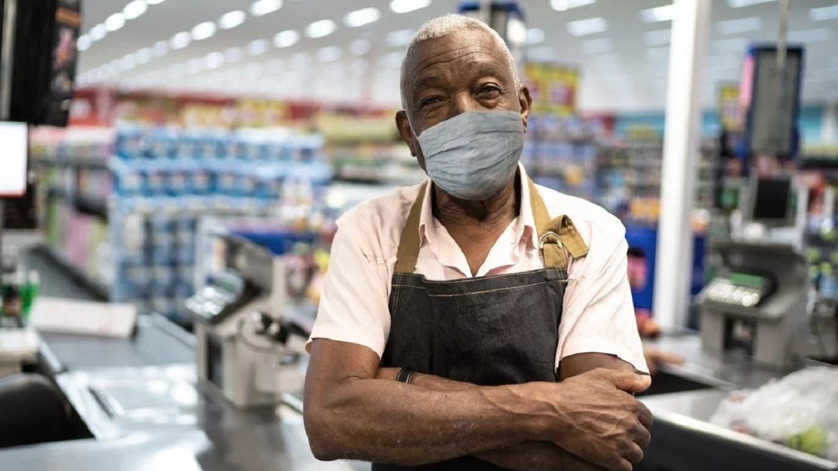 Tem acima de 50 anos? Veja quais são as melhores 20 profissões para esta faixa de idade