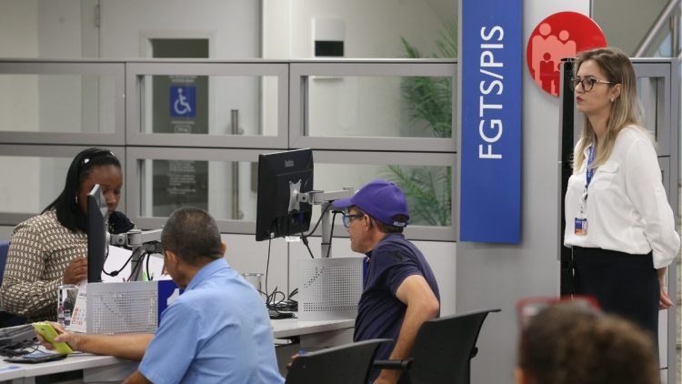 Como consultar o abono salarial do PIS/Pasep 2024? Confira passo a passo