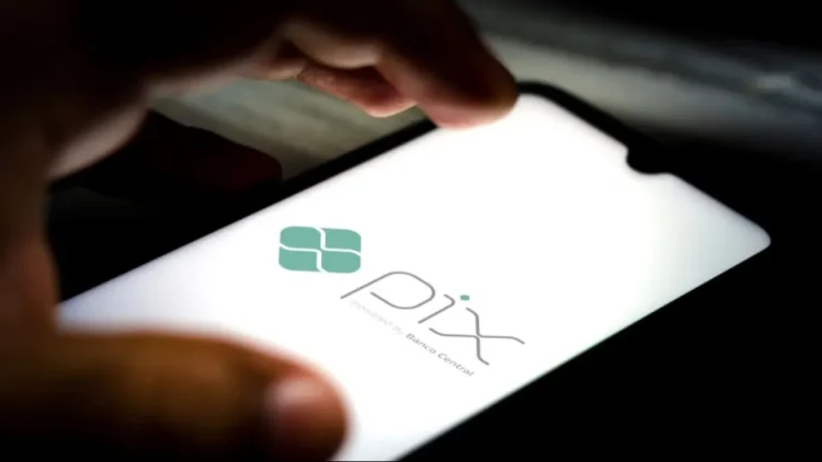 Onde conseguir Pix parcelado sem cartão de crédito? BB, Bradesco, Inter e mais! Compare
