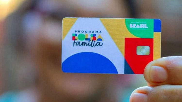 Pagamento ANTECIDADO do bolsa família cai HOJE (24/02) na conta de beneficiários; veja quem recebe