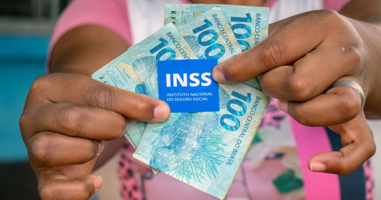 Aposentadoria aos 55 anos é autorizada pelo INSS; Veja quem pode pedir