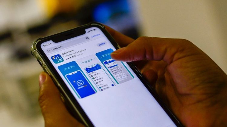Caixa Tem libera pix mínimo de R$ 100 para inscritos no CadÚnico; veja lista de quem pode sacar
