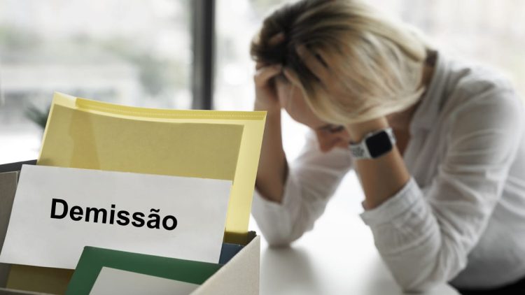 demissão