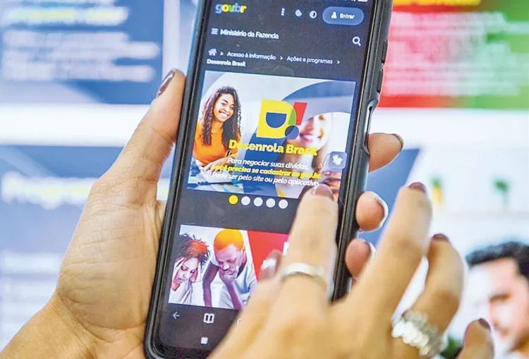 Desenrola Fies termina em algumas horas; veja como renegociar sua dívida