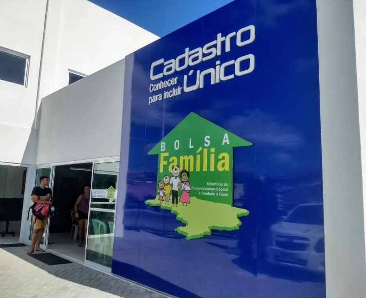 Governo garante vagas de emprego exclusivas para inscritos no Cadúnico em novo programa revelado