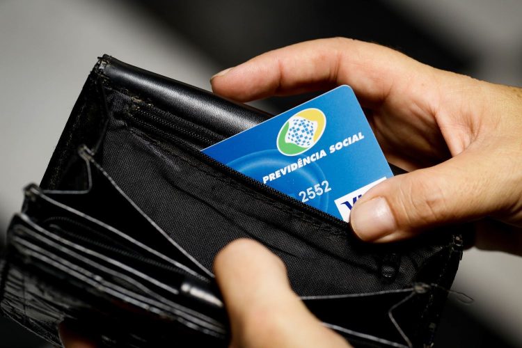 Aposentadoria pelo INSS pode ser ANTECIPADA; listamos o passo a passo
