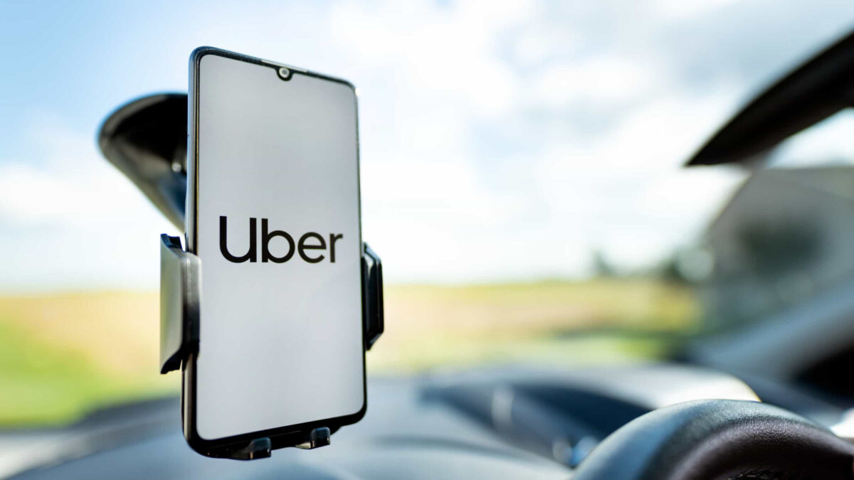 Regras da Uber mudam em 2025: descubra quais carros deixam de ser aceitos para motoristas