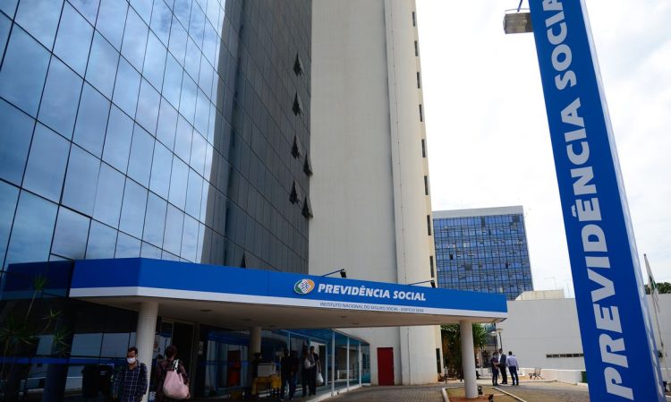 Agências do INSS sofrem alteração no horário de funcionamento nesta semana