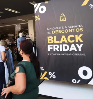 Black Friday: Procon publica lista de sites que estão aplicando GOLPES