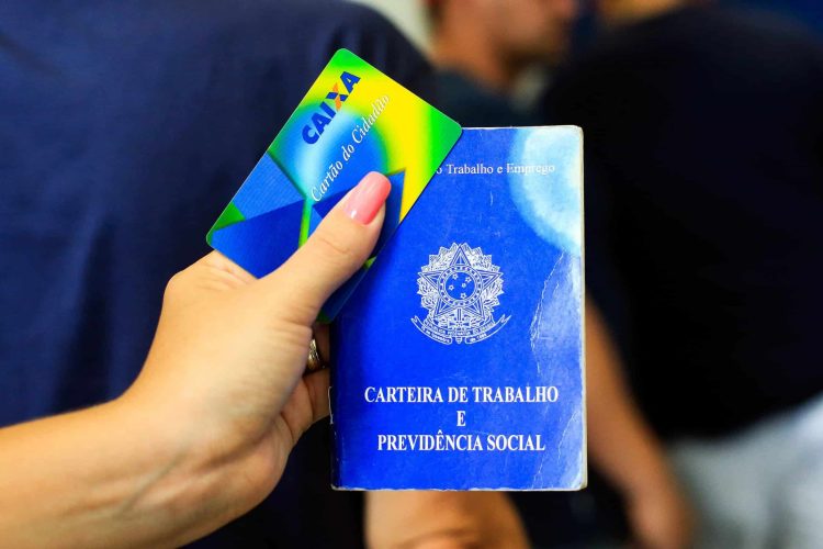 PIS/PASEP 2024 tem pagamento de R$ 1,4 mil proposto pelo governo