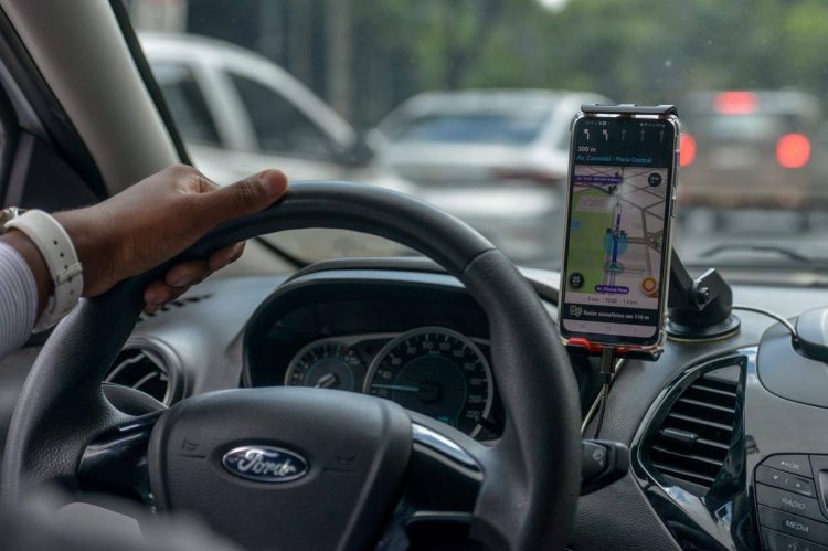Novo modelo de trabalho se expande no Brasil e mais de 1,5 milhões de pessoas são afetadas