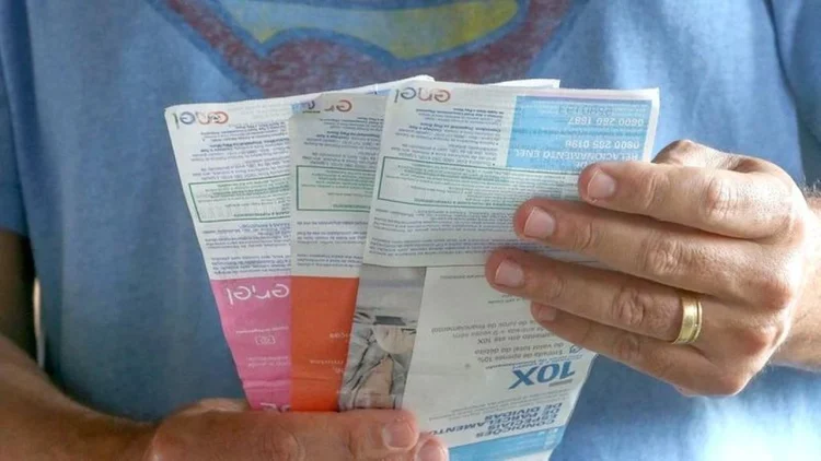 Conta de luz pode ter reajuste de 10,4% em 2024 aumentando despesas do consumidor