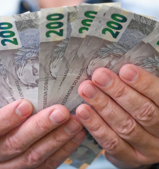 CAIXA confirma: CLT vai receber PIX de R$ 135, R$ 810 até R$ 1.621 em fevereiro