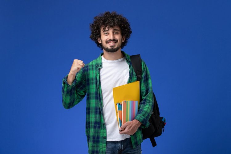 Programa de Intercâmbio totalmente gratuito vai selecionar 150 estudantes; saiba como participar