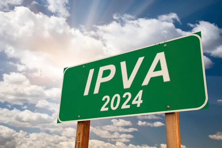 Calendário e valores do IPVA já podem ser consultados em diversos estados; confira