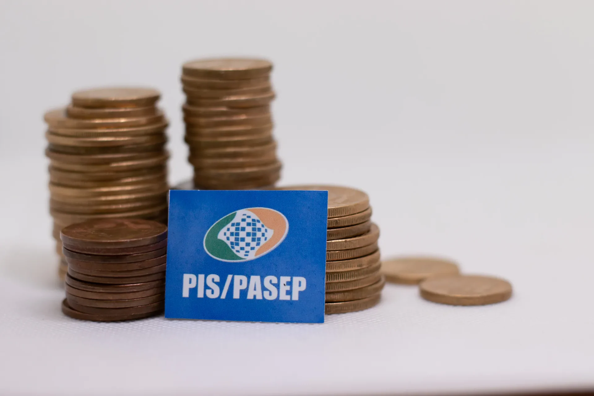 PIS/PASEP esquecido: R$ 536 milhões permanecem guardados nos bancos para saque