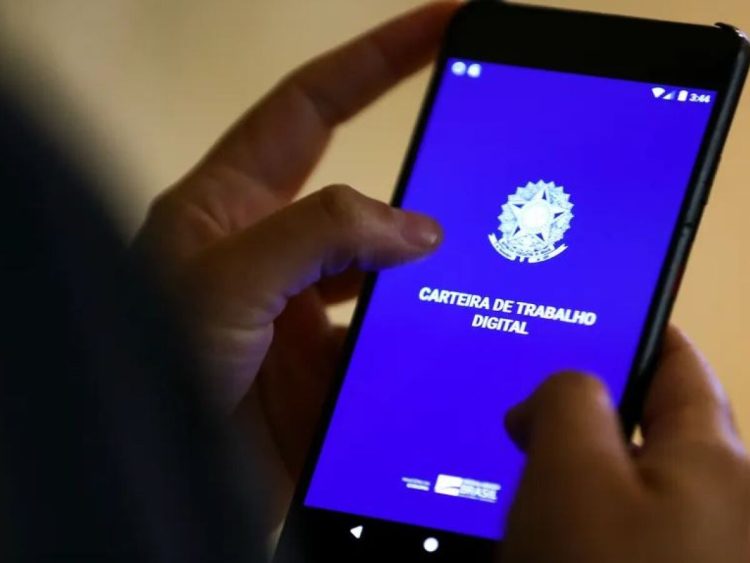 Calendário do abono salarial 2024 já pode ser consultado; saiba quando você recebe