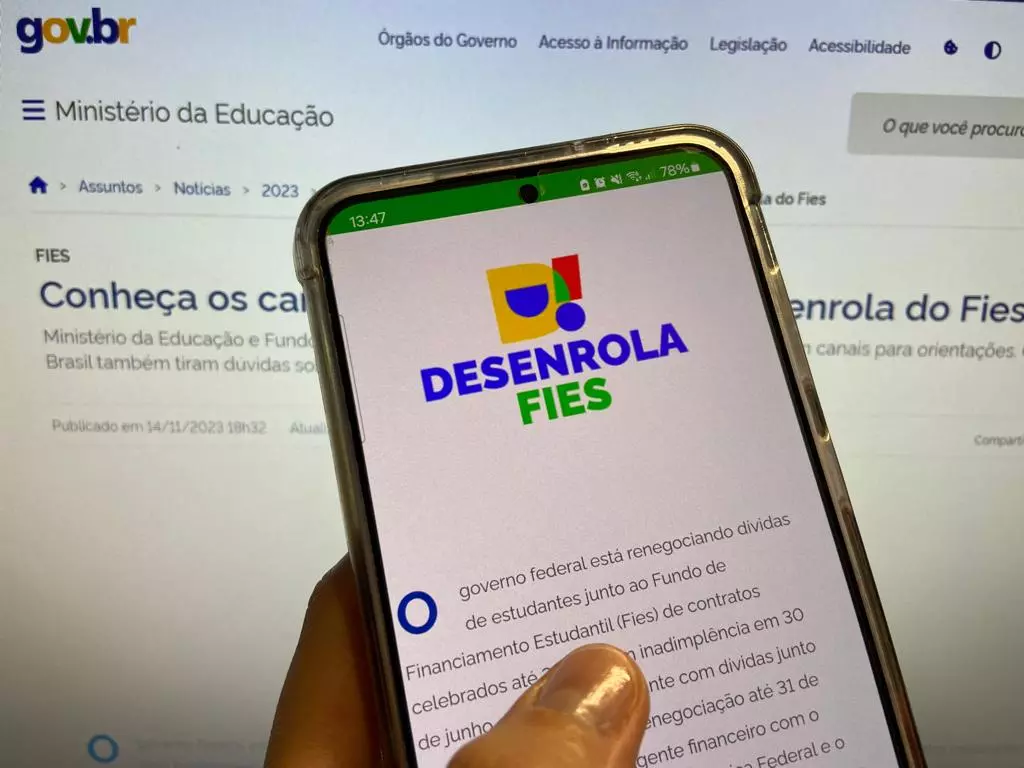 Desenrola Fies renegocia dívidas de 164 mil estudantes com descontos de 90%