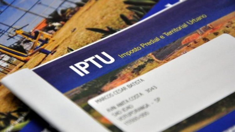 Adeus, IPTU: Idosos acima de 60 anos já podem pedir isenção; veja