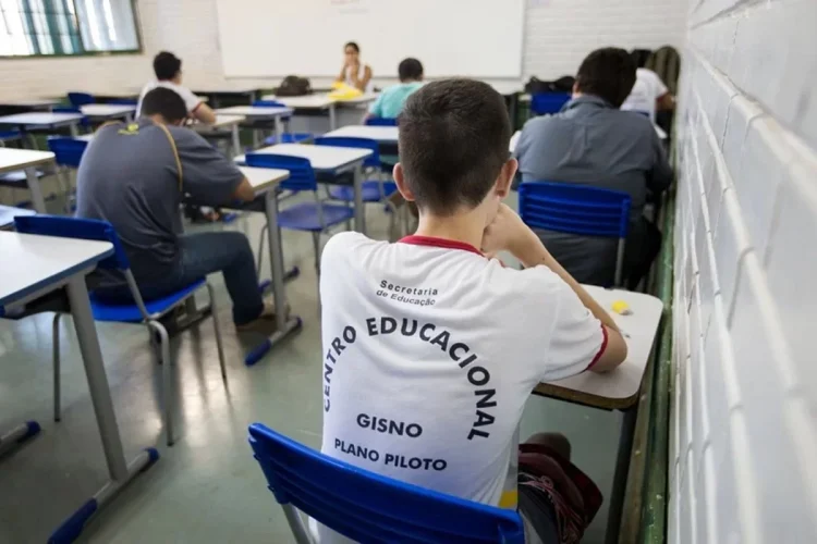 Óculos de grau GRÁTIS! veja quem pode receber e como conseguir o benefício