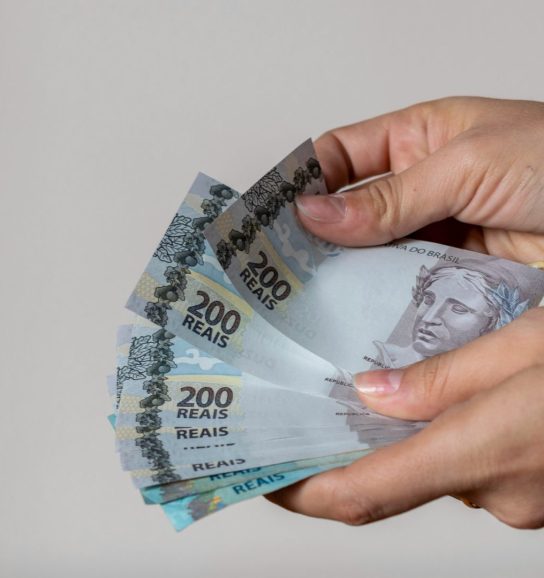 Não ganhou na Mega da Virada? 5 formas de garantir renda extra em janeiro e pagar o IPVA