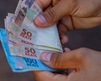 Nova rodada de pagamentos do PIS/PASEP de até R$ 1.214 começa a cair para trabalhadores