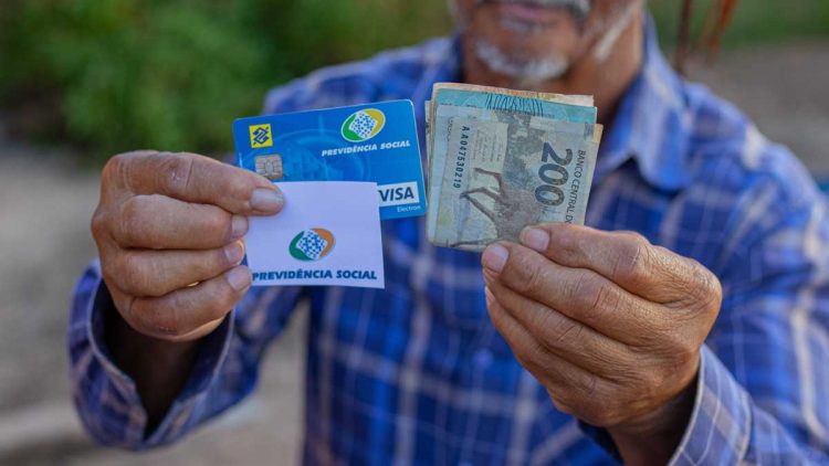 Governo divulga estratégia para reduzir a fila e o tempo de espera por benefícios