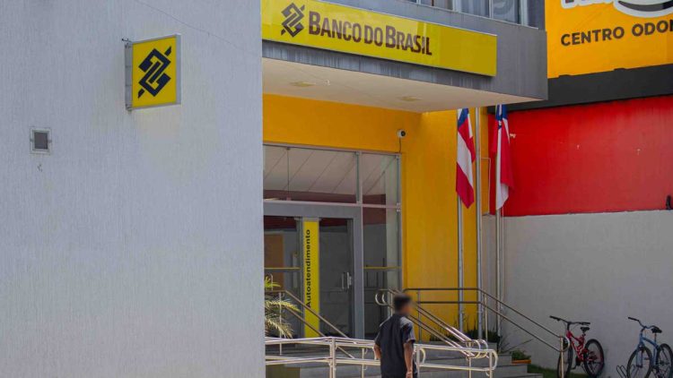 30/03: Banco do Brasil emite comunicado para todos os trabalhadores donos de conta-corrente e poupança