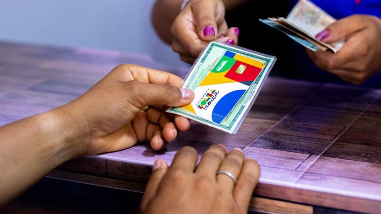 Quem tem direito ao dobro do Bolsa Família em 2026? Entenda as regras atuais