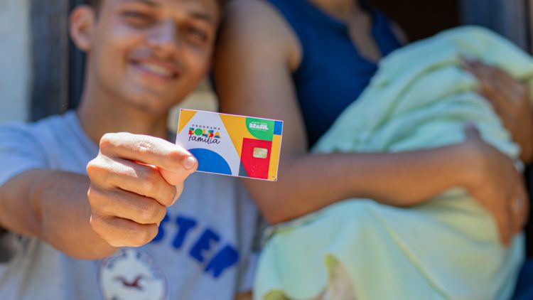 Caixa Econômica efetua pagamento unificado do Bolsa Família nesta quarta-feira (19)