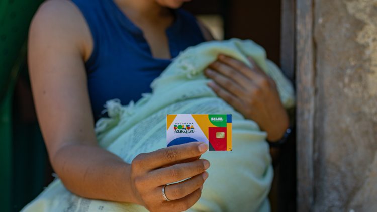 Bolsa Família: Como garantir seu benefício de setembro ainda HOJE?