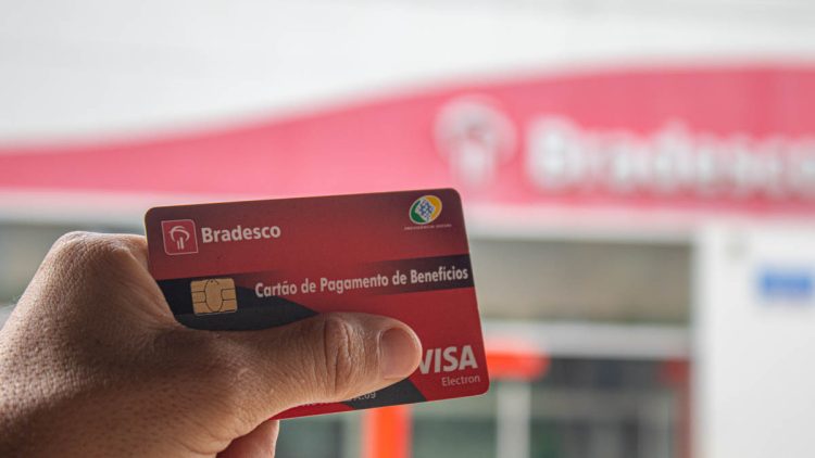 Alerta do Banco Central sobre a poupança: brasileiros devem se atentar às novas mudanças