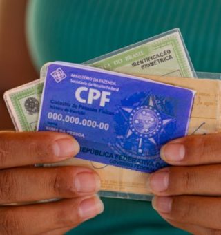 Brasileiros com até 50 anos recebem comunicado sobre emissão da carteira de identidade